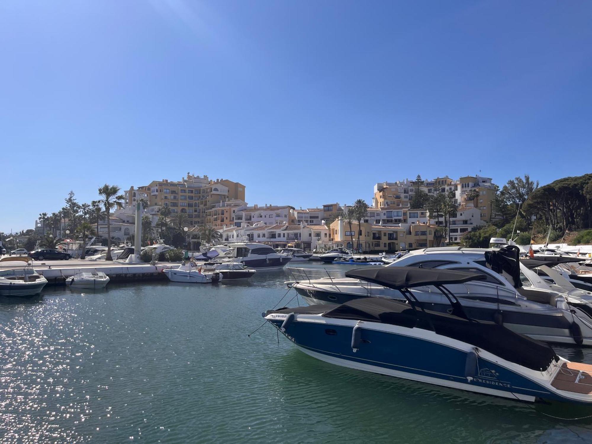 Studio On The Beach Front Daire Málaga Dış mekan fotoğraf